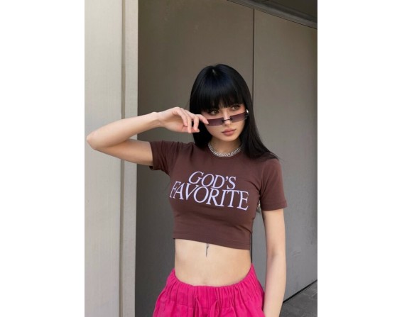 Brown “God’s Favorite” Cropped T-Shirt | Lisa – BlackPink